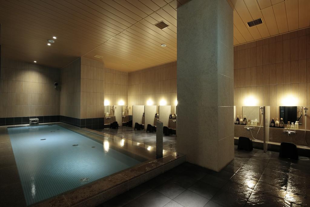 カンデオホテルズ　大阪なんば 4*